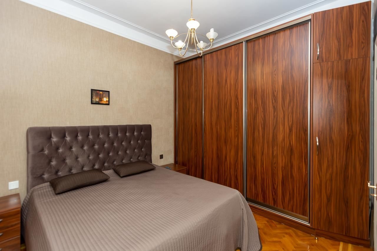 Апартаменты Azneft Square Flame Towers View Apartment Баку-17