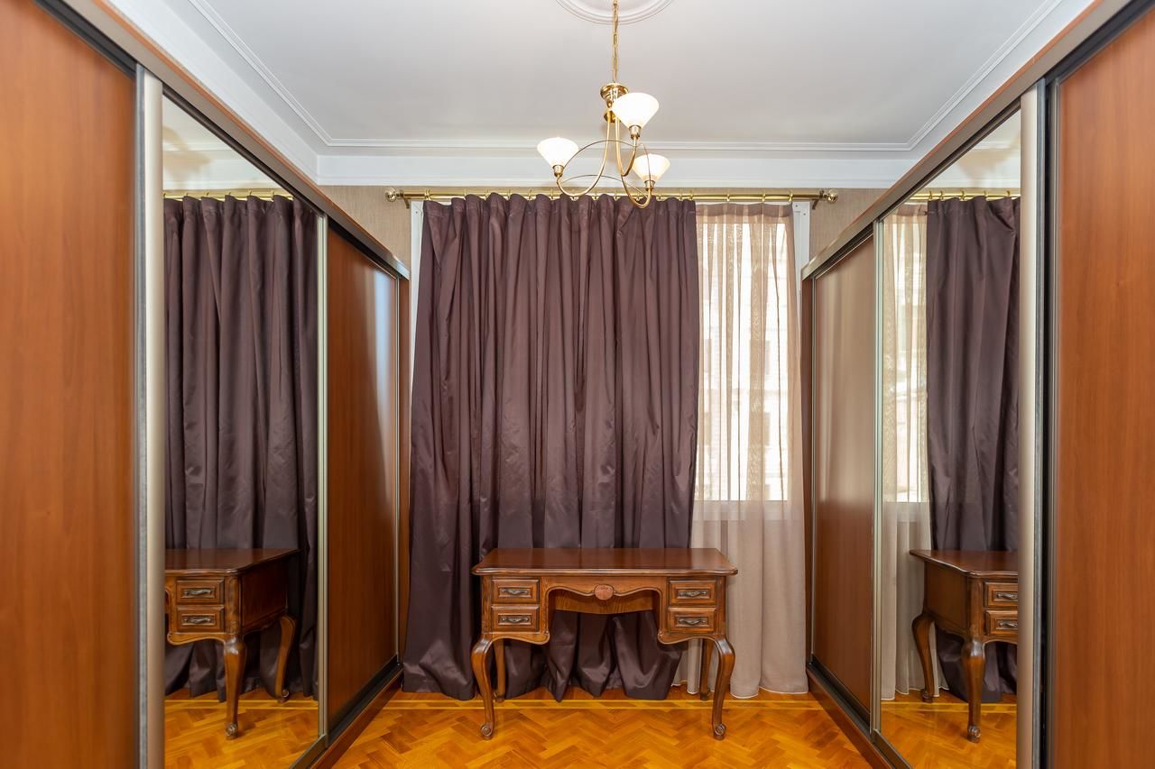 Апартаменты Azneft Square Flame Towers View Apartment Баку-22