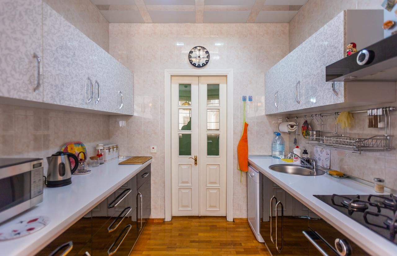 Апартаменты Azneft Square Flame Towers View Apartment Баку-24