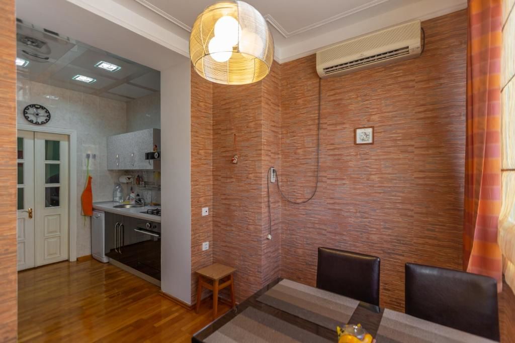 Апартаменты Azneft Square Flame Towers View Apartment Баку-51