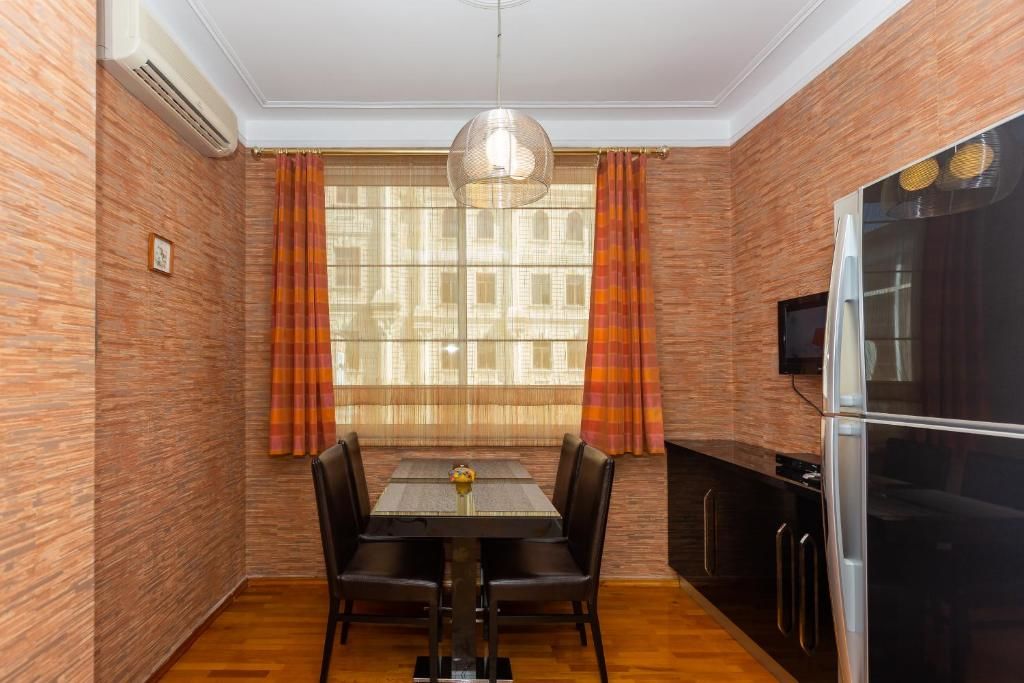 Апартаменты Azneft Square Flame Towers View Apartment Баку-53